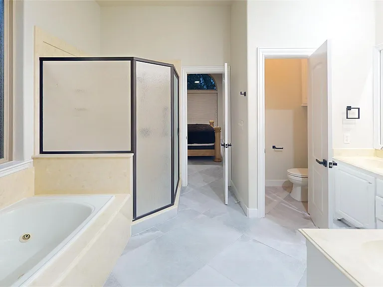 119 April Waters Dr W — Photo 8