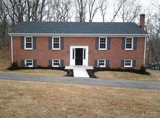 216 Clearview Cir, Rustburg, VA 24588