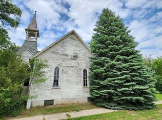 207 N Main St, Artesian, SD 57314