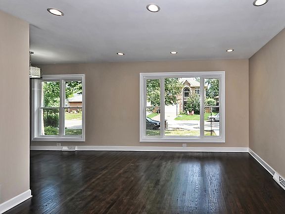 3rd image of 9346 Karlov Ave