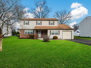 539 Brook Ln, Warminster, PA 18974