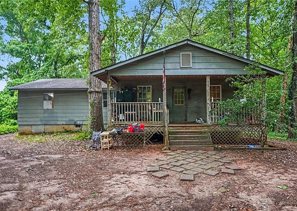 1st image of 464 Azalea Dr