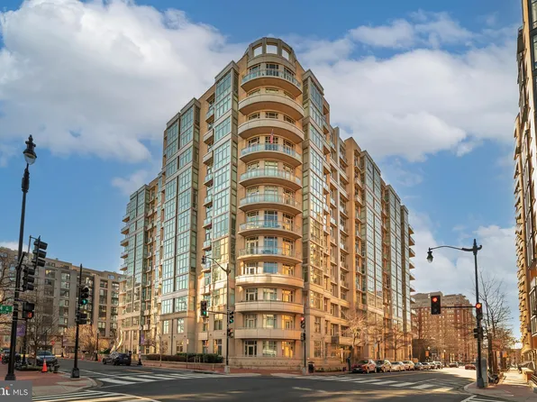 811 4th St NW, Washington, DC