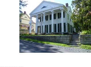 9 Calais Ave, Calais, ME 04619