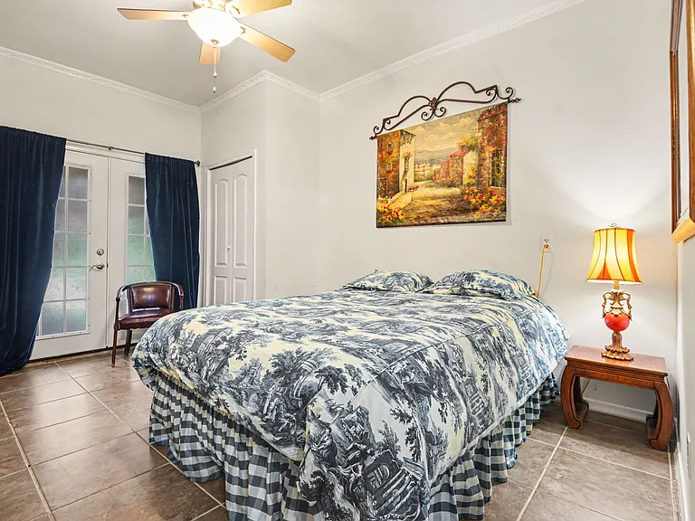 14140 Hillcrest Rd — Photo 4