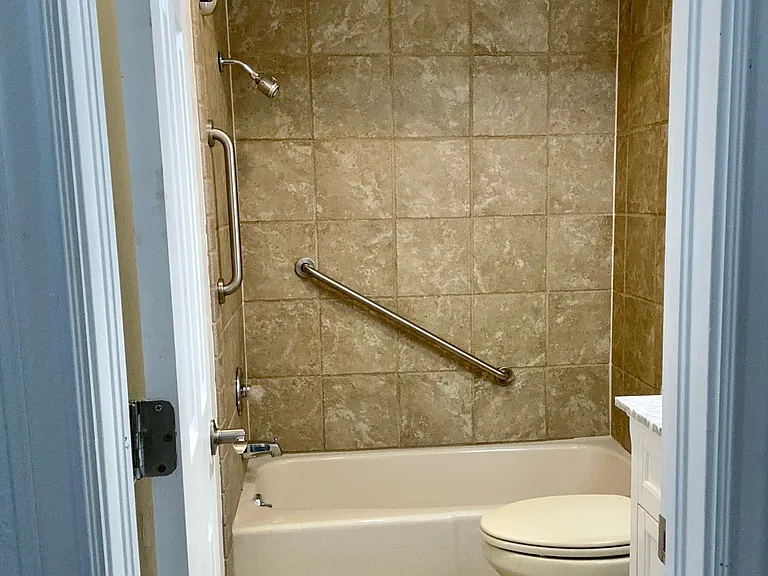 6245 S Yorktown Ave #1 — Photo 18