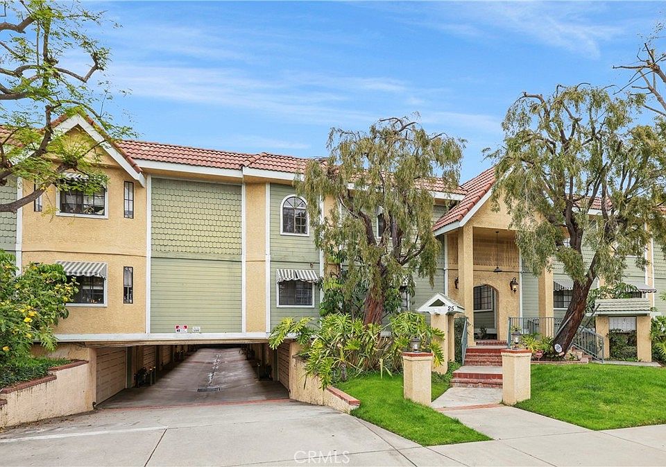 1st image of 25 Palmetto Dr APT B