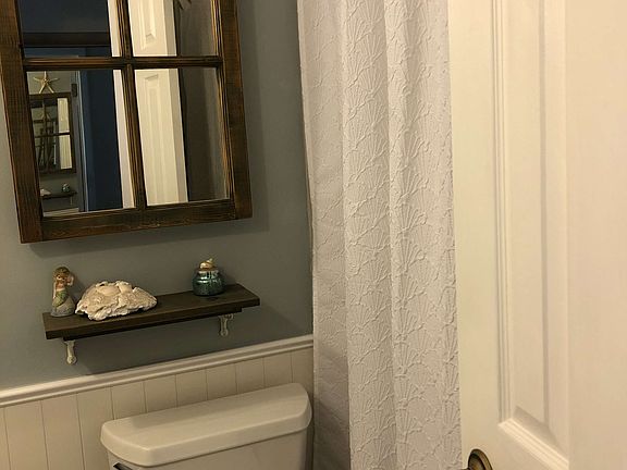 Master Bath-medicine cabinet
