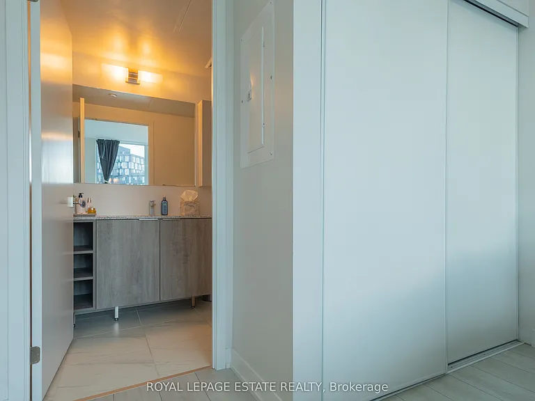 31 Tippett Rd #657 — Photo 18