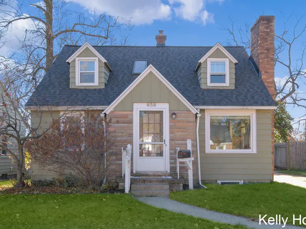 858 Walsh St SE, Grand Rapids, MI 49507