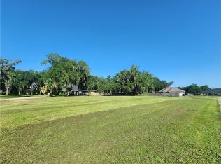 140 Regina Dr, Belle Chasse, LA 70037