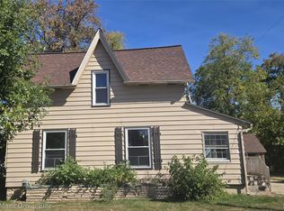 532 Fox St, Lapeer, MI 48446