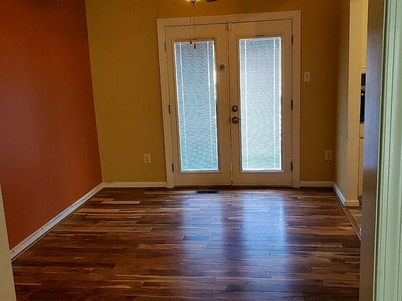 2nd image of 15807 Piller Ln