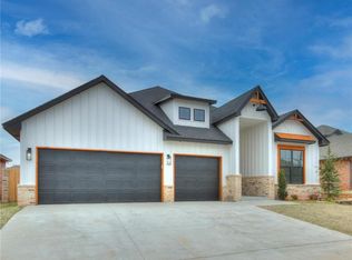 613 Shamrock Cir, Yukon, OK 73099