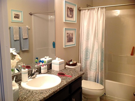 4th image of 6635 Holly Heath Dr