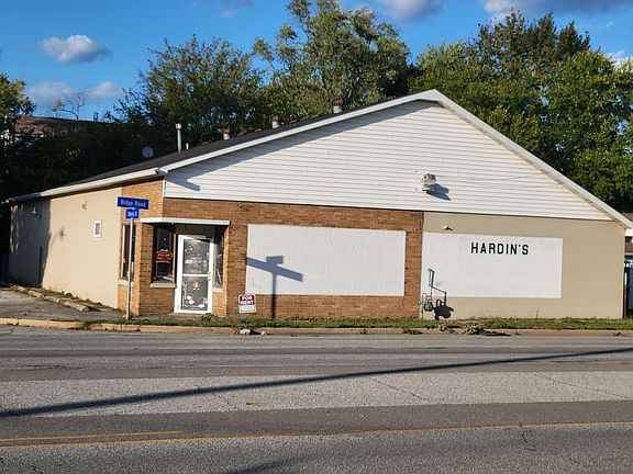 5th image of 3649 Illinois St