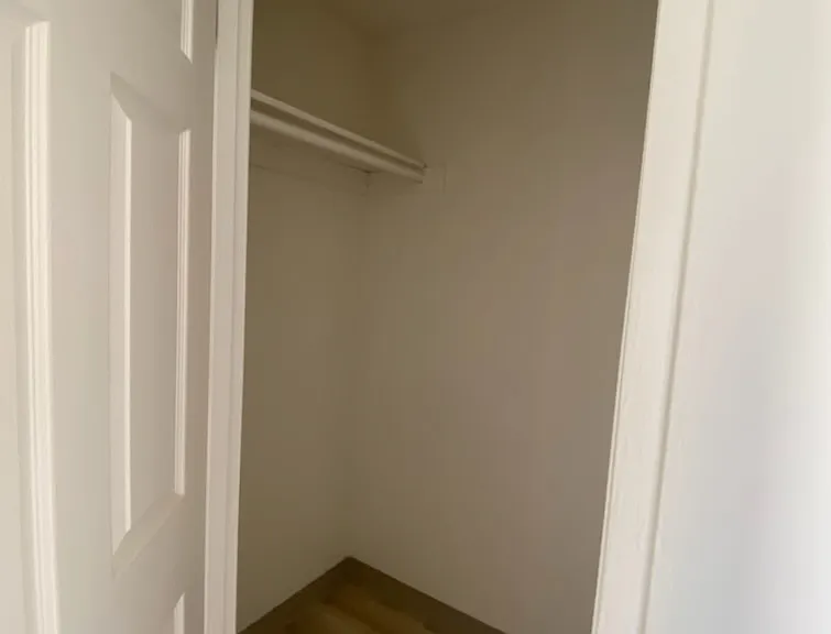 873 Manbrin Dr NE — Photo 6