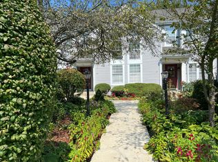 1 E Melborn Dr, Monroe Township, NJ 08831