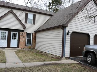 2624 Oakshire Ct, Aurora, IL 60502