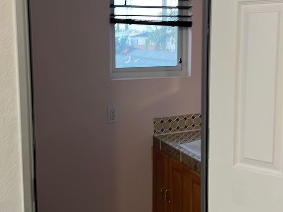 2nd image of 319 E Dayman St APT 1