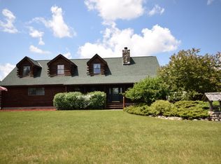 1909 Kettle Side Dr, Richfield, WI 53076