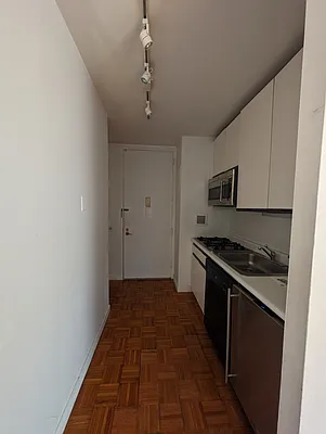 Rented by Compass | media 8