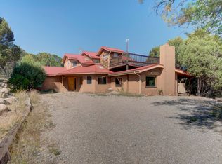 16 Heather Heights Ln, Tijeras, NM 87059