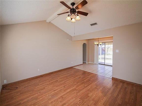 2nd image of 3618 Purdue Ln