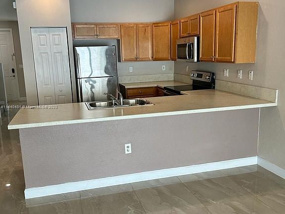 4th image of 9246 W 33rd Ln #9246