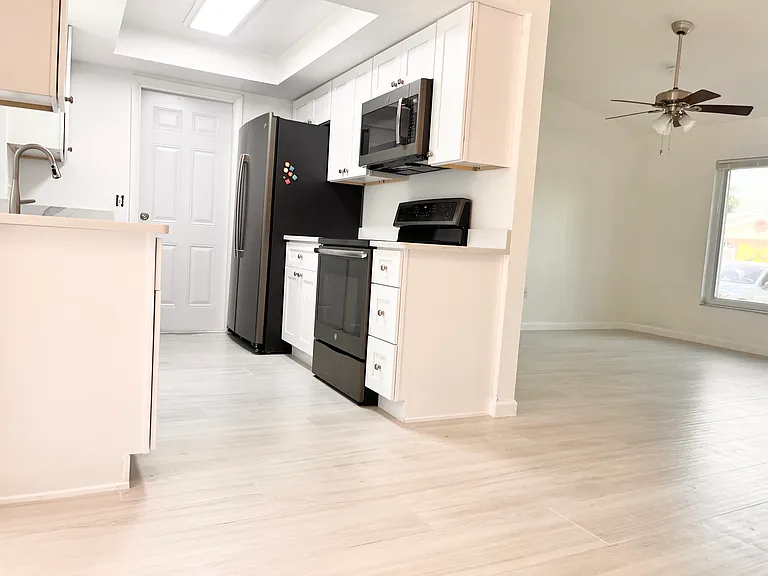 2420 Briar Oak Cir — Photo 22