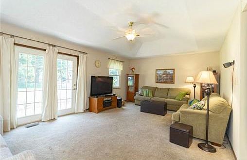 3rd image of 3023 S 53rd Ter