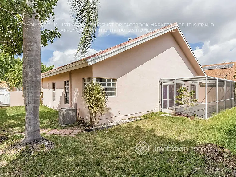 20540 NW 7th St — Photo 17