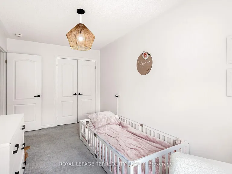 10 Deneb St — Photo 20