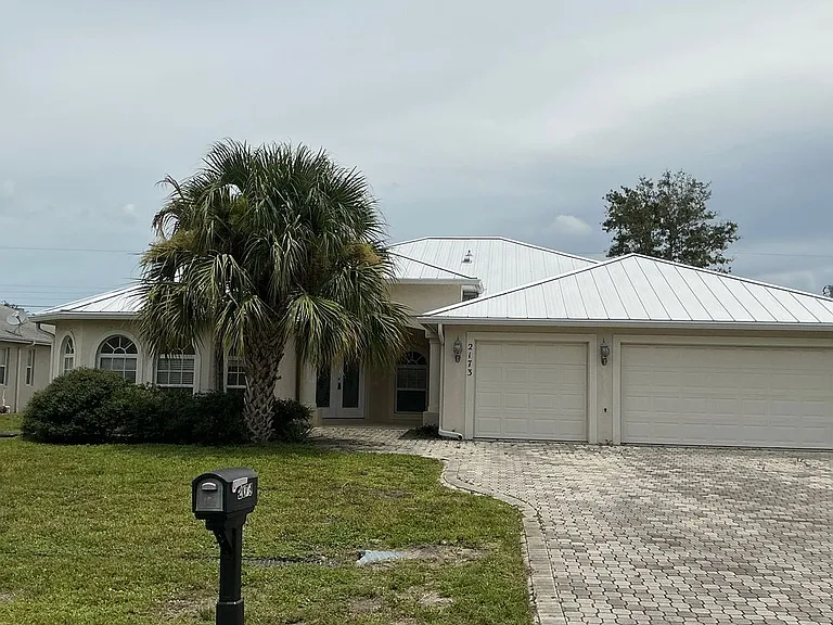 2173 SW Idaho Ln — Photo 1