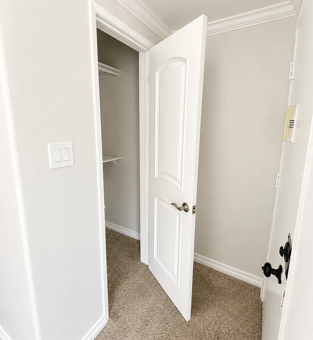 2 bed, 1119 sqft, $2,995 — Photo 3