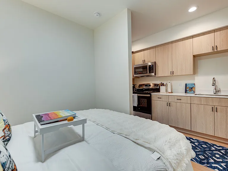 3402 Colby Ave — Photo 9
