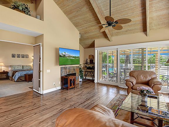 3rd image of 305 Forest Hills Dr