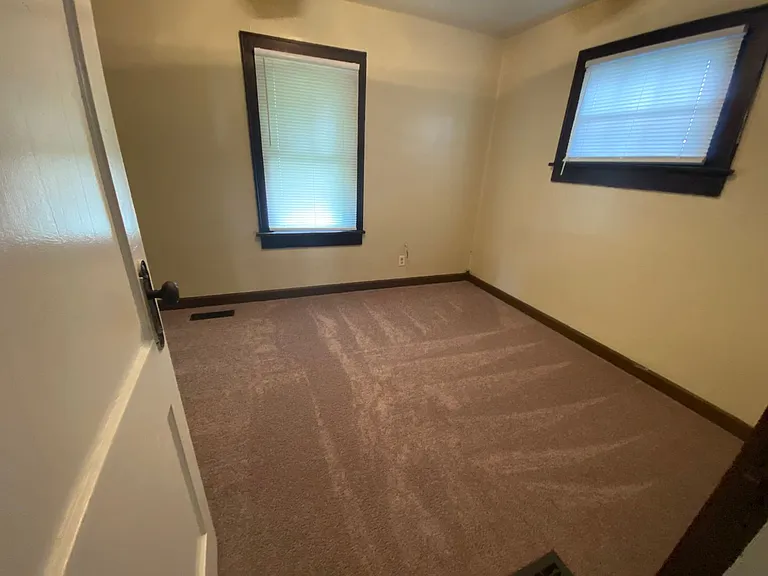 1250 N Colorado Ave — Photo 2