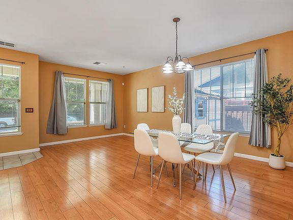 4th image of 1880 Connor Way