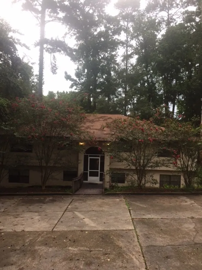2 bed, 900 sqft, $1,175 — Photo 1
