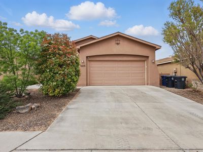 5605 Blue Feather Ave NW, Albuquerque, NM, 87114