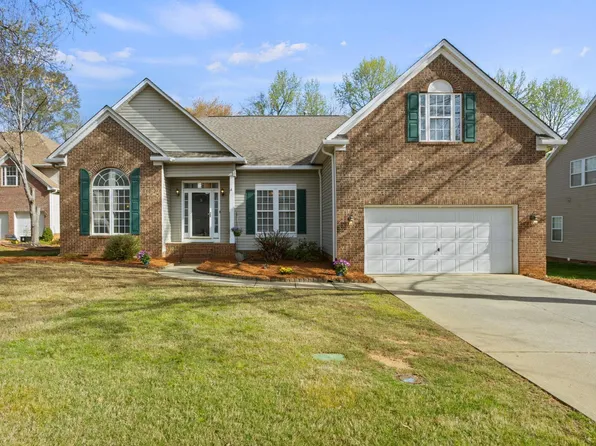 8 W Glohaven Pl, Simpsonville, SC 29681