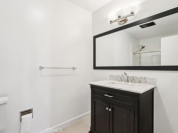4th image of 403 N Oakhurst Dr APT 204