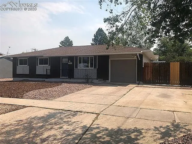 1825 Capulin Dr — Photo 9
