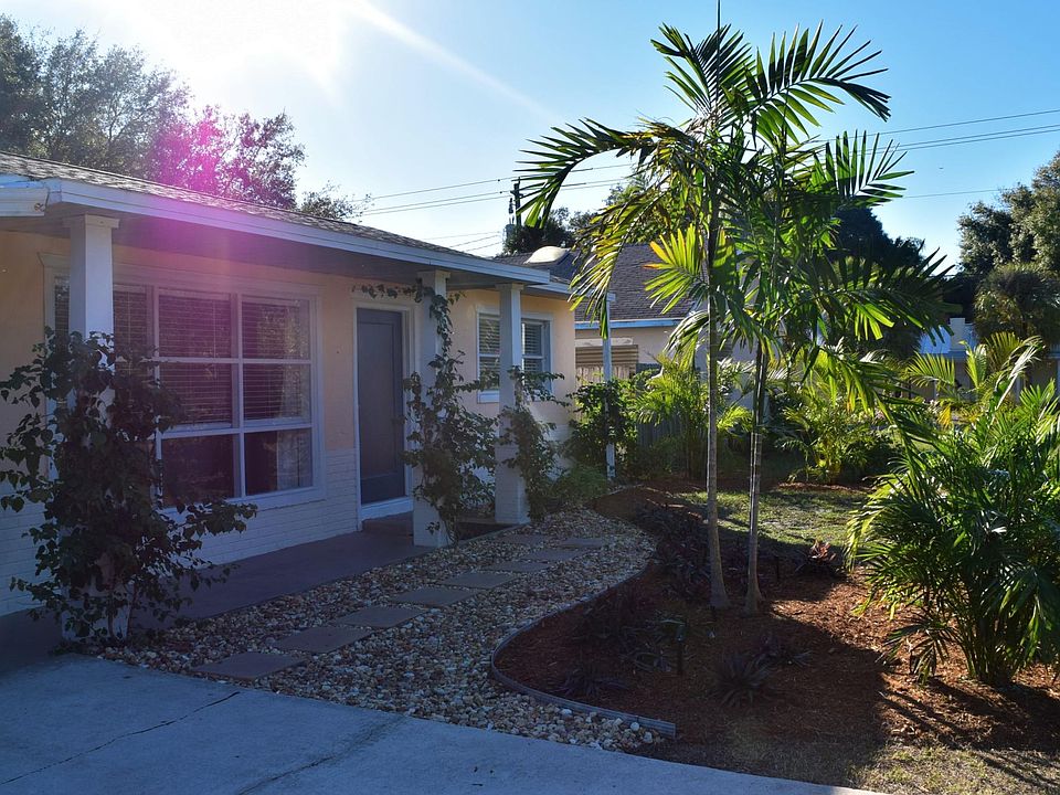 1st image of 814 42nd St