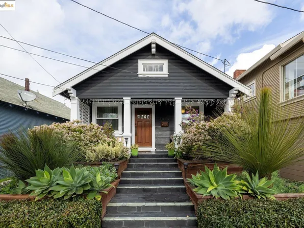 1076 61st St, Oakland, CA 94608