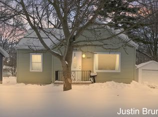 1237 James Ave, Muskegon, MI 49442
