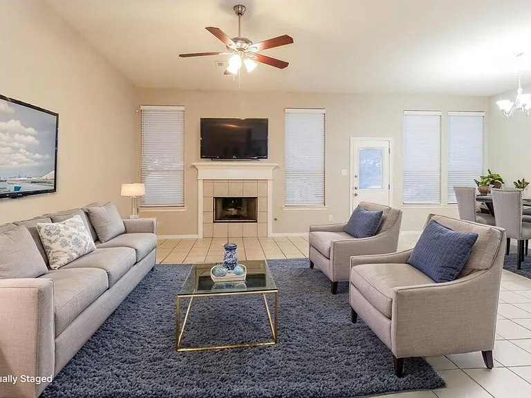 2307 Jefferson Crossing Dr — Photo 3