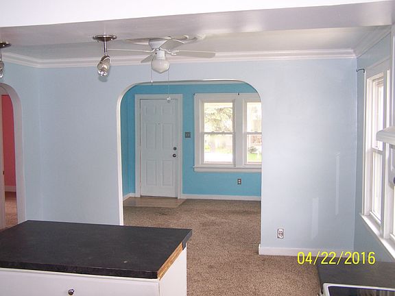 3rd image of 484 Brewer Ave