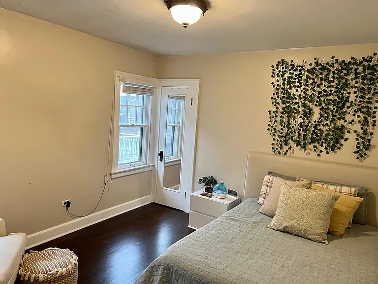 Bedroom #1